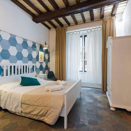 F4 - Santa Croce One Bedroom Flat 2 To 4 Guests 피렌체 외부 사진